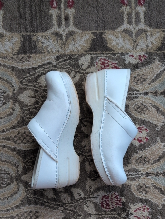 Dansko Shoes - White Dansko Clogs 37W